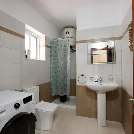 Apartment Ariadne 7 *