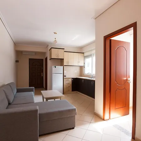 Ariadne 7 Apartment *
